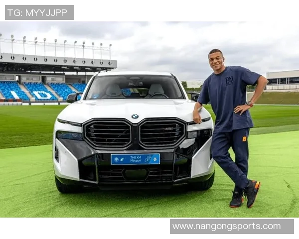 姆巴佩26岁获赠豪车却无驾照收藏不驾驭引发热议