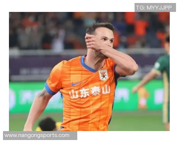 中超联赛第28轮山东泰山迎战上海海港争夺关键积分之战